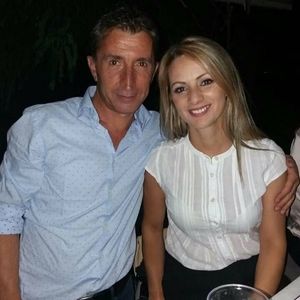 Meet your Posher, Esat